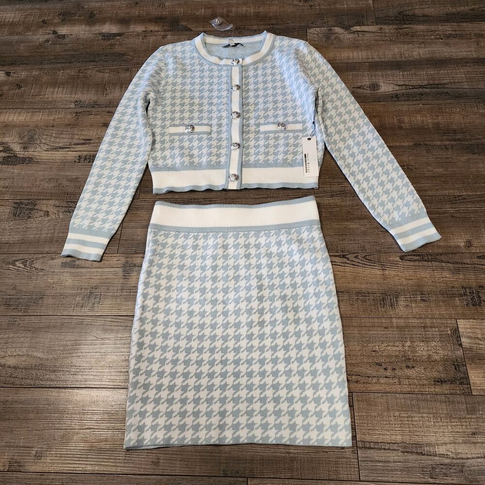 New Haute Monde Blue White houndstooth sweater and skirt set Size Small 2515